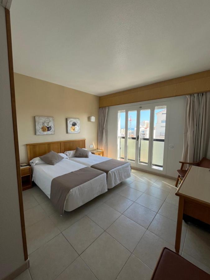 Hotel Albatros กันดิอา ภายนอก รูปภาพ