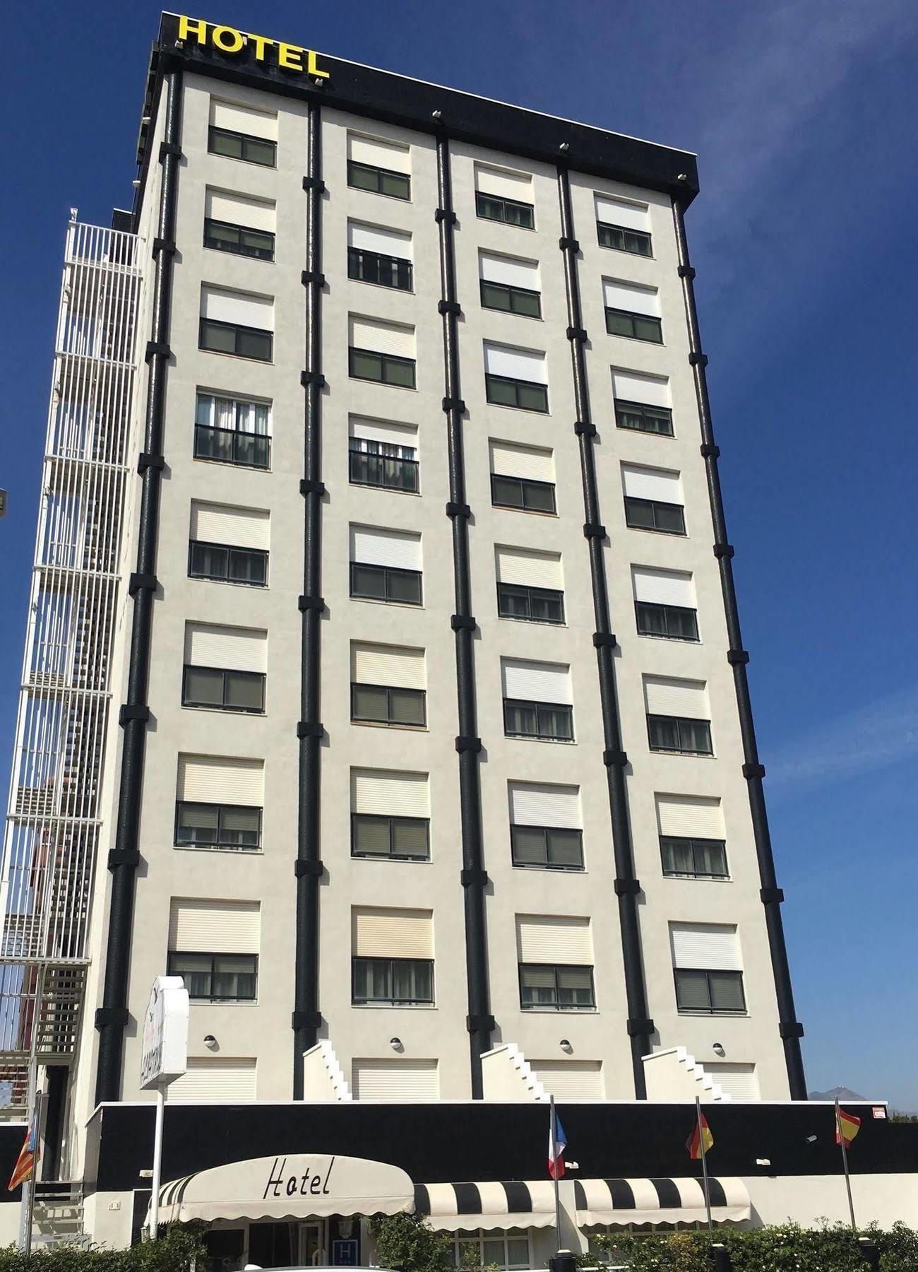 Hotel Albatros กันดิอา ภายนอก รูปภาพ